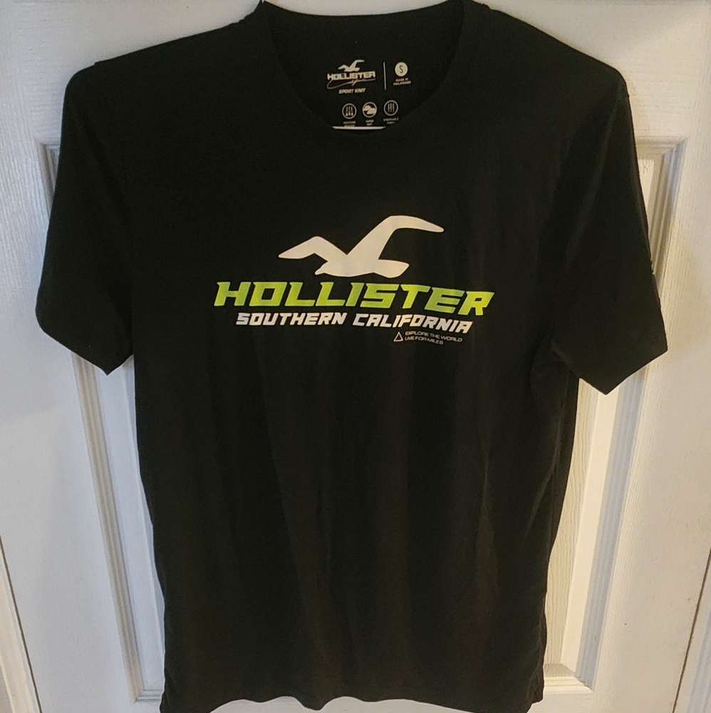 Hollister shirt size S